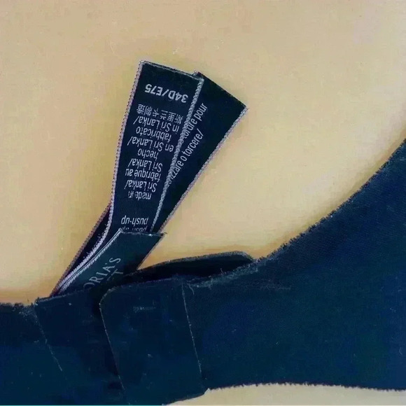 Victoria’s Secret Padded Push Up Bra Black Size 34D - Picture 8 of 10